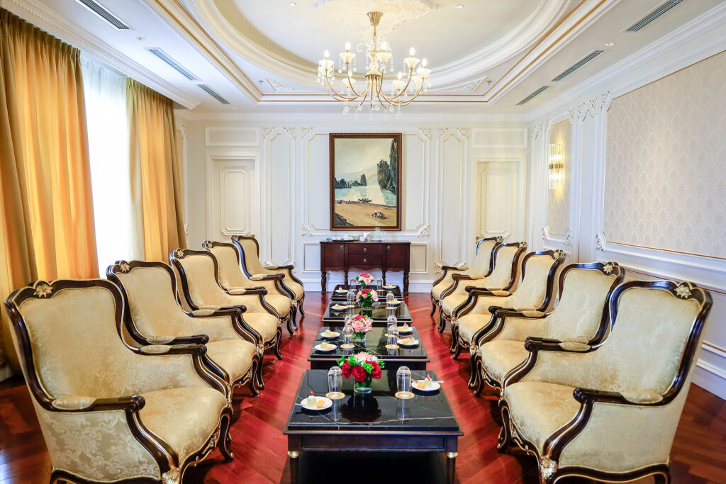 Royal-Ha-Long-Hotel-11